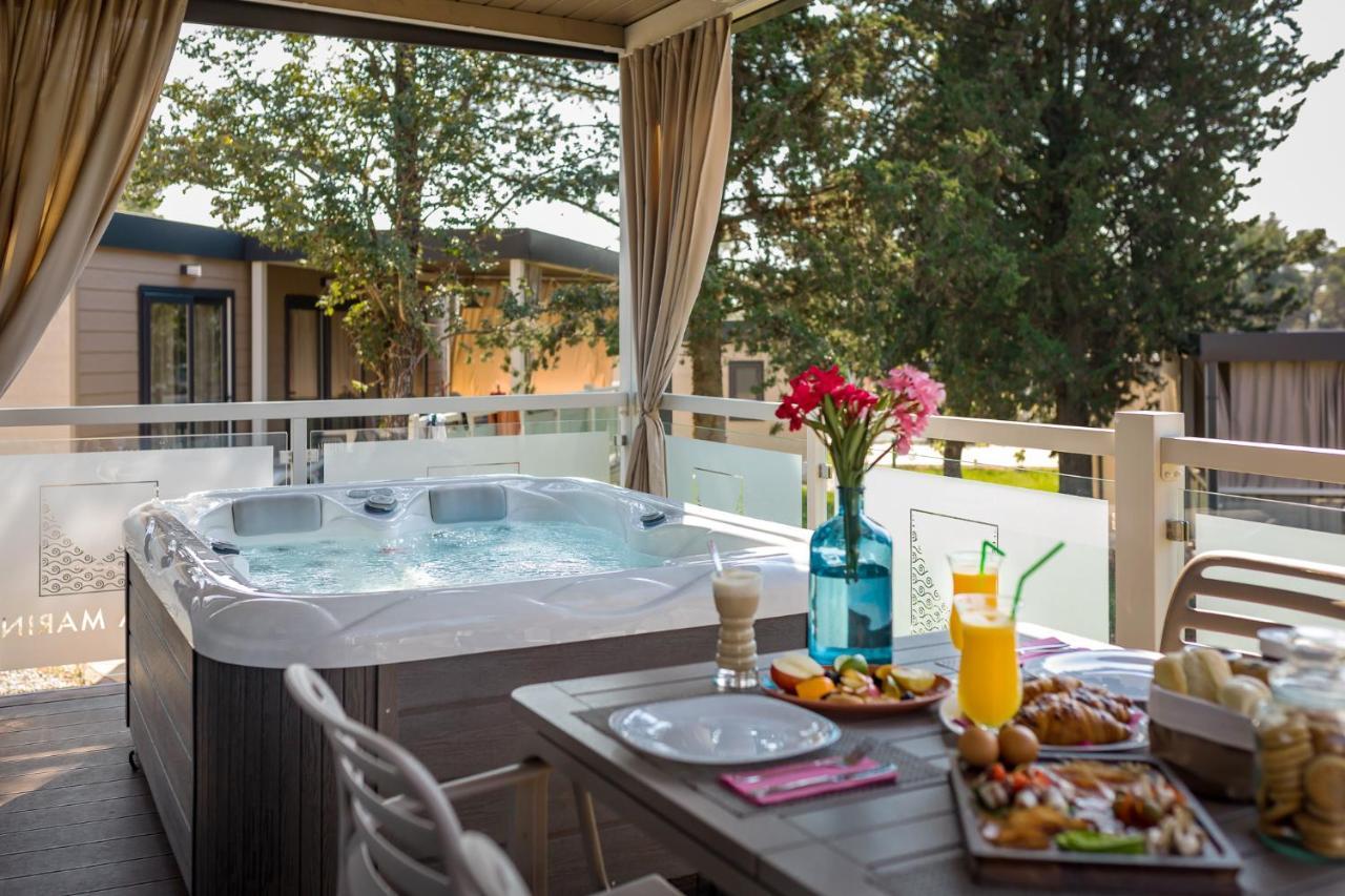 Premium Camping Homes Santa Marina, Lanterna Tar-Vabriga Exterior foto