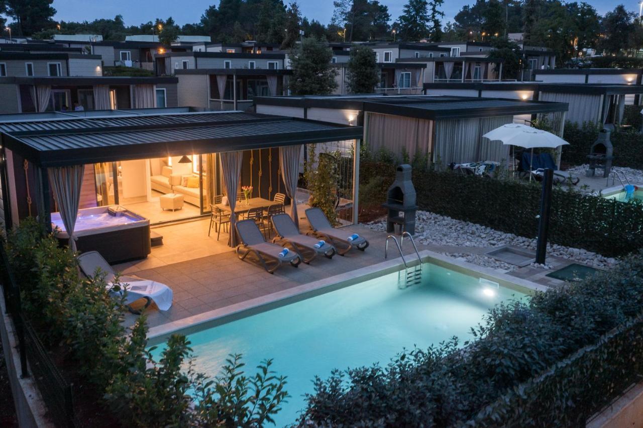 Premium Camping Homes Santa Marina, Lanterna Tar-Vabriga Exterior foto